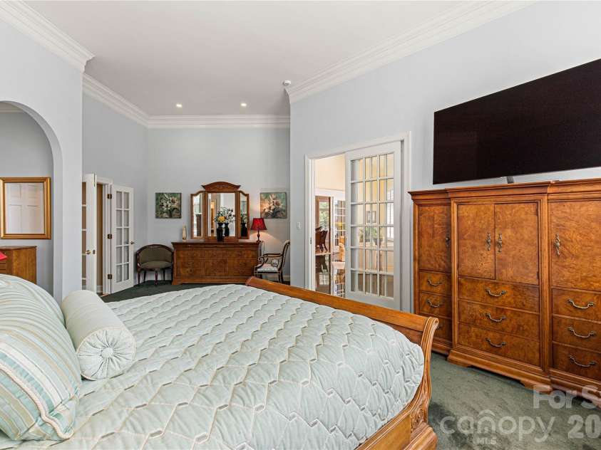 747 Shoreline Drive, Lancaster, SC 29720.  MLS# CAR4399285, YatesRealty ID 38831. 