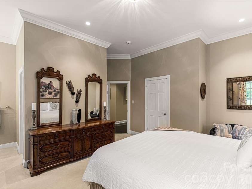 747 Shoreline Drive, Lancaster, SC 29720.  MLS# CAR4399285, YatesRealty ID 38831. 
