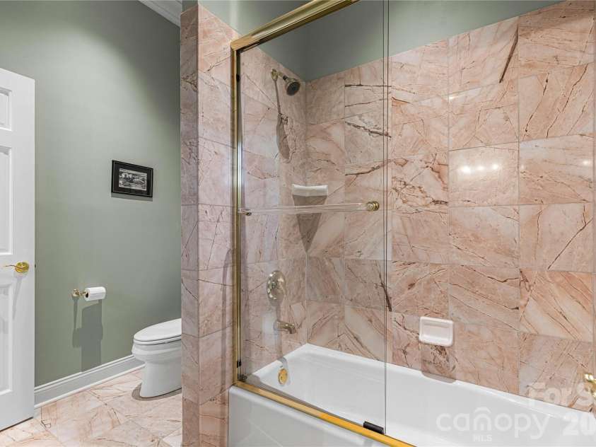 747 Shoreline Drive, Lancaster, SC 29720.  MLS# CAR4399285, YatesRealty ID 38831. 