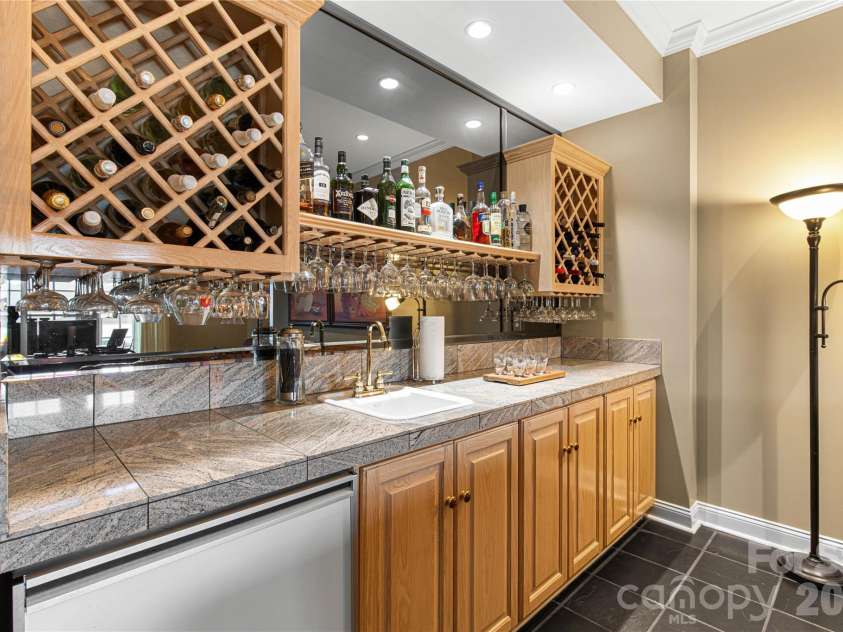747 Shoreline Drive, Lancaster, SC 29720.  MLS# CAR4399285, YatesRealty ID 38831. 