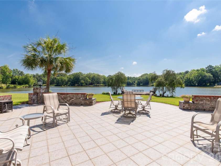 747 Shoreline Drive, Lancaster, SC 29720.  MLS# CAR4399285, YatesRealty ID 38831. 
