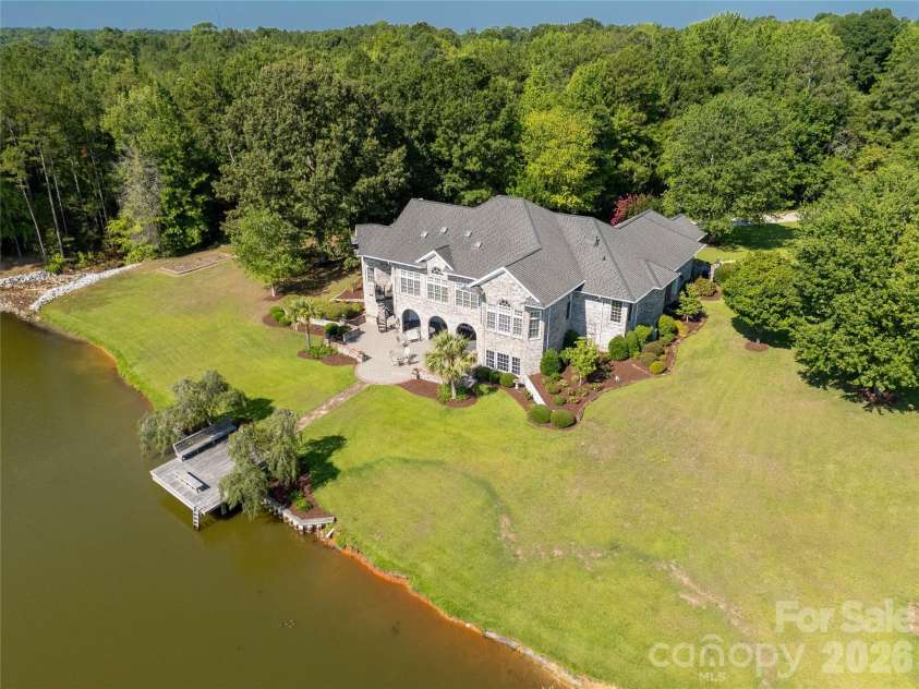 747 Shoreline Drive, Lancaster, SC 29720.  MLS# CAR4399285, YatesRealty ID 38831. 