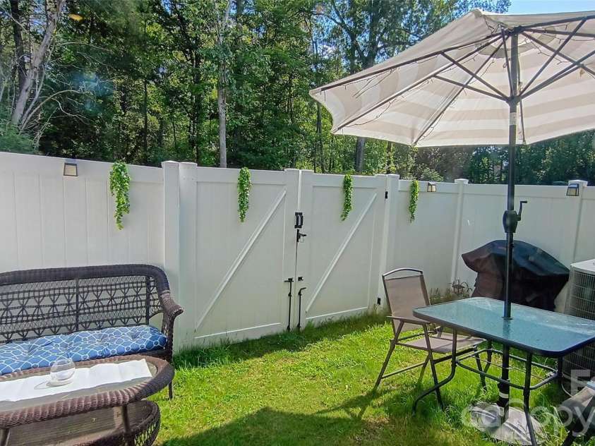 837 Gerard Bay Drive, Fort Mill, SC 29715.  MLS# CAR4405048, YatesRealty ID 38833. 