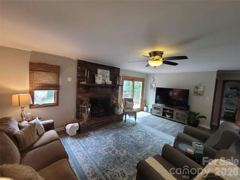 318 Rutledge Road, Mount Holly, NC 28120.  MLS# CAR4396955, YatesRealty ID 38834. 