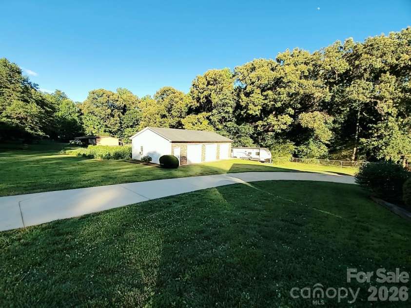 318 Rutledge Road, Mount Holly, NC 28120.  MLS# CAR4396955, YatesRealty ID 38834. 