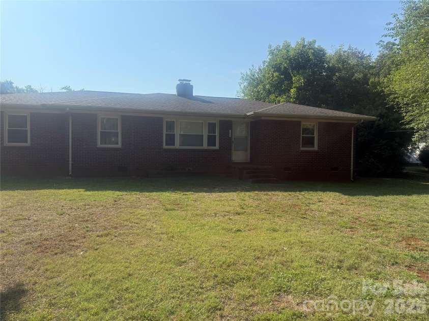 1554 Eden Terrace, Rock Hill, SC 29730.  MLS# CAR4405343, YatesRealty ID 38837. Exterior Front