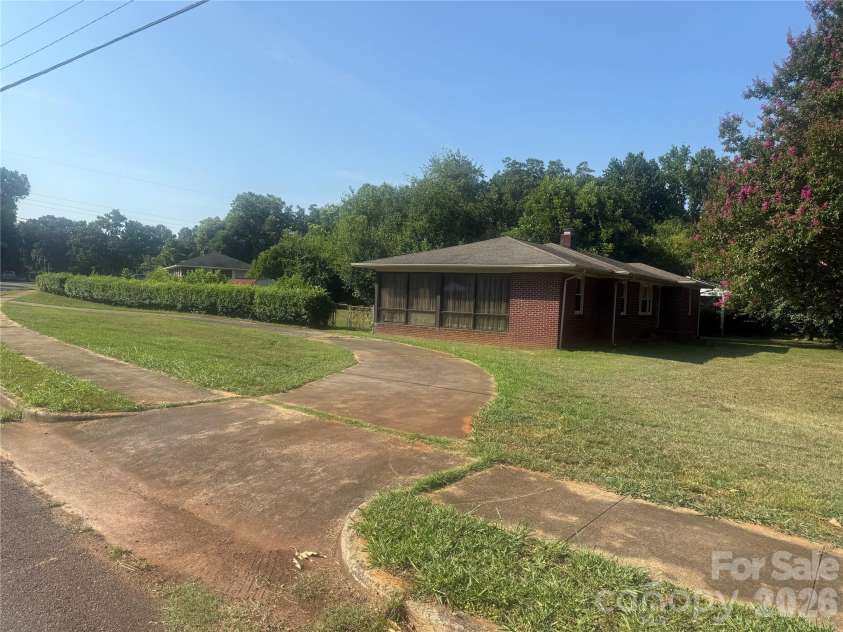 1554 Eden Terrace, Rock Hill, SC 29730.  MLS# CAR4405343, YatesRealty ID 38837. Exterior Side
