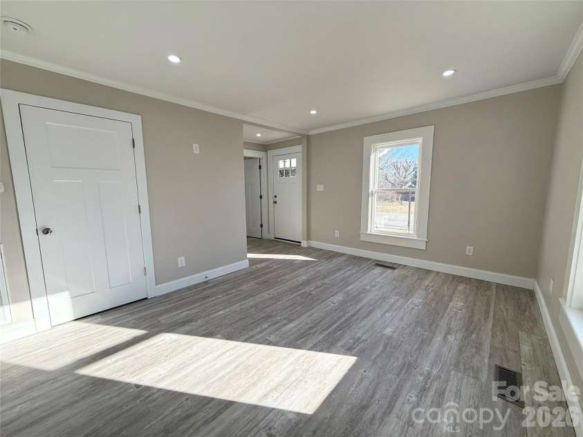 438 Pop Davis Road, Taylorsville, NC 28681.  MLS# CAR4338461, YatesRealty ID 3884. 