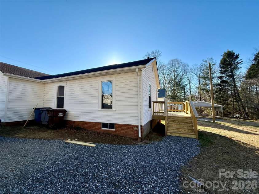 438 Pop Davis Road, Taylorsville, NC 28681.  MLS# CAR4338461, YatesRealty ID 3884. 