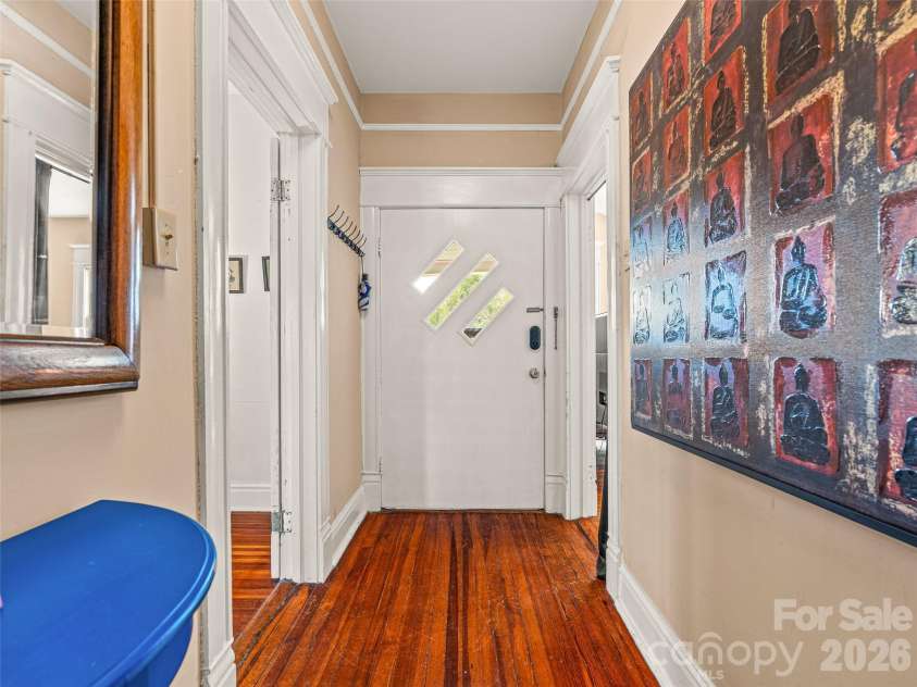 7 Montford Park Place, Asheville, NC 28801.  MLS# CAR4400469, YatesRealty ID 38841. 