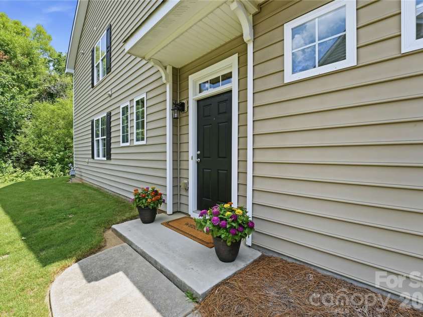 6823 Maricopa Road, Charlotte, NC 28277.  MLS# CAR4405280, YatesRealty ID 38842. 