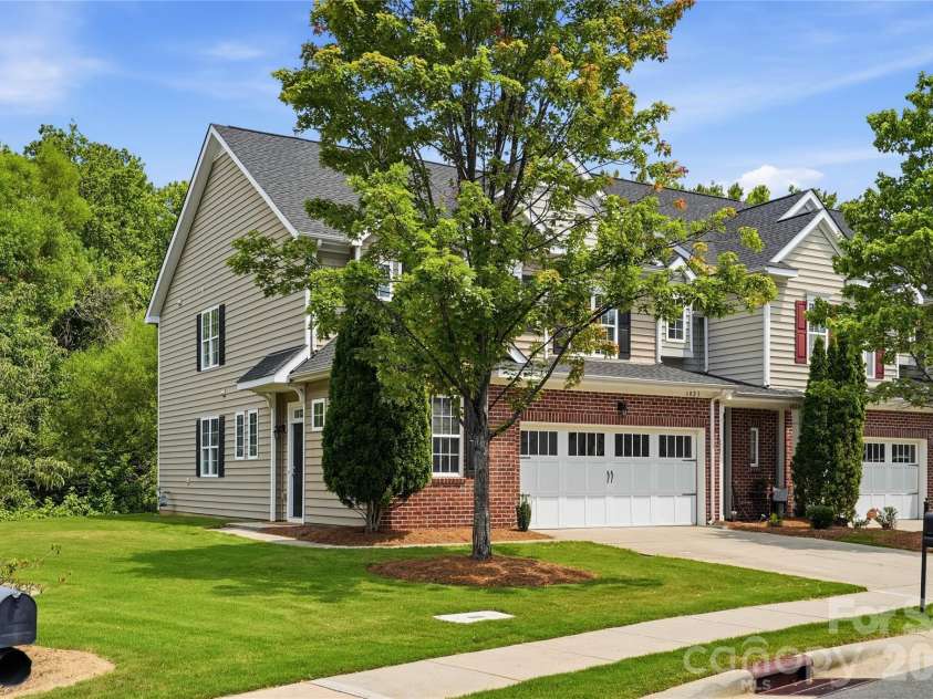 6823 Maricopa Road, Charlotte, NC 28277.  MLS# CAR4405280, YatesRealty ID 38842. 