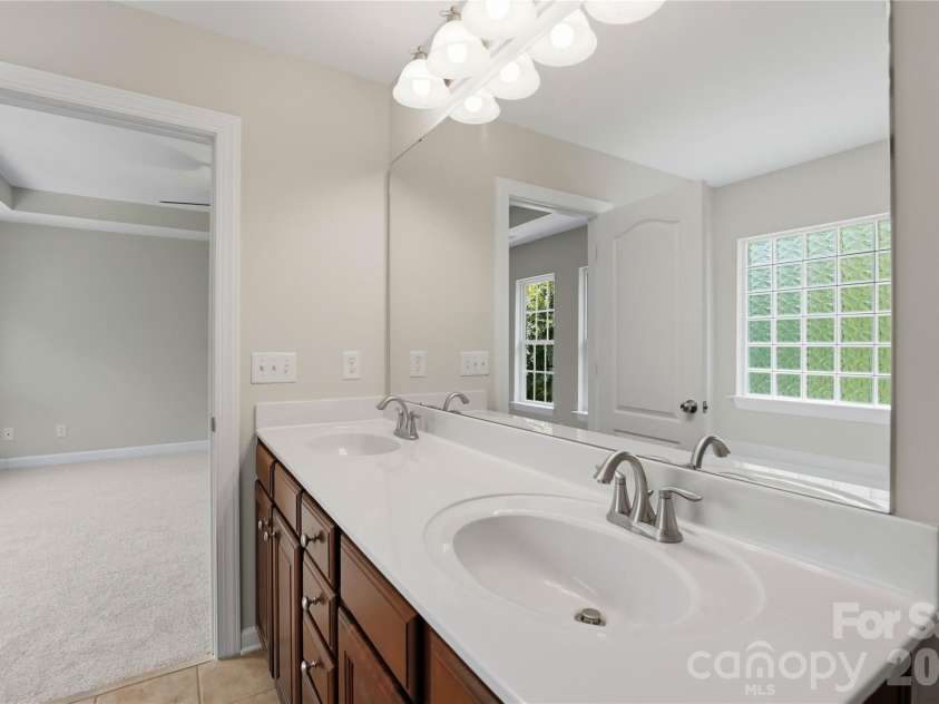 6823 Maricopa Road, Charlotte, NC 28277.  MLS# CAR4405280, YatesRealty ID 38842. 