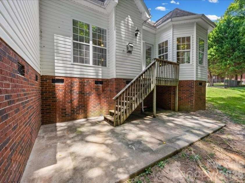 923 Gristmill Drive, Rock Hill, SC 29732.  MLS# CAR4402457, YatesRealty ID 38845. 