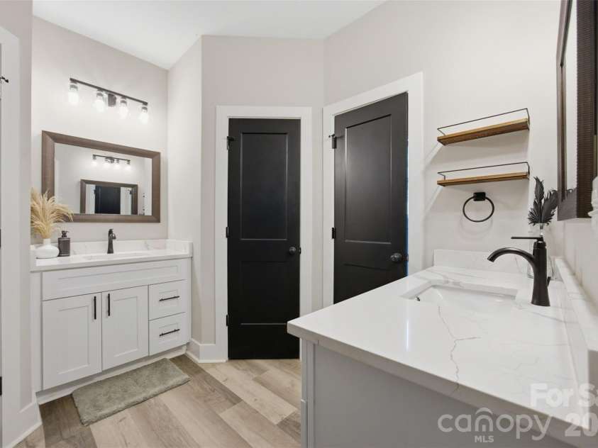 1311 Dockery Drive, Shelby, NC 28152.  MLS# CAR4404761, YatesRealty ID 38846. 