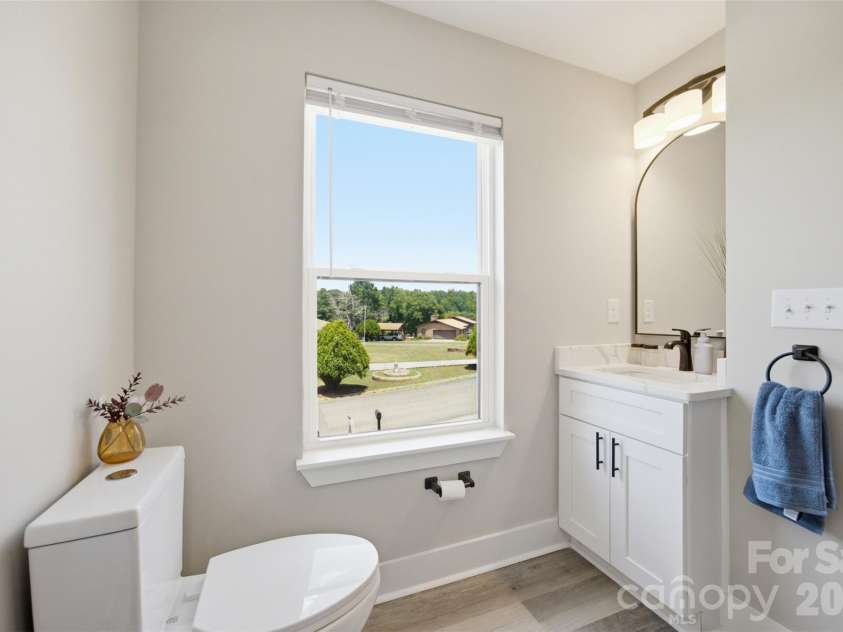 1311 Dockery Drive, Shelby, NC 28152.  MLS# CAR4404761, YatesRealty ID 38846. 