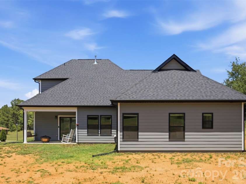 1311 Dockery Drive, Shelby, NC 28152.  MLS# CAR4404761, YatesRealty ID 38846. 