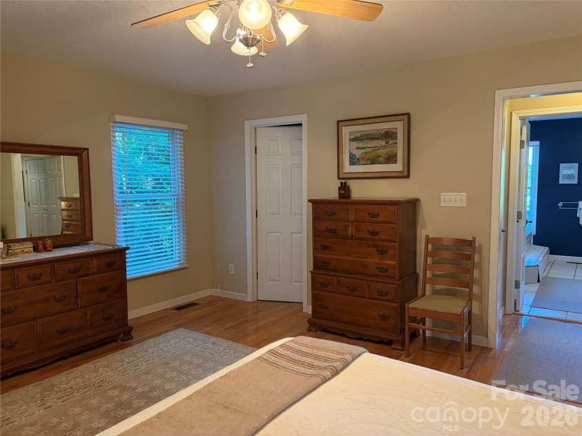 136 Johnnie Hills None, Burnsville, NC 28714.  MLS# CAR4401752, YatesRealty ID 38848. 