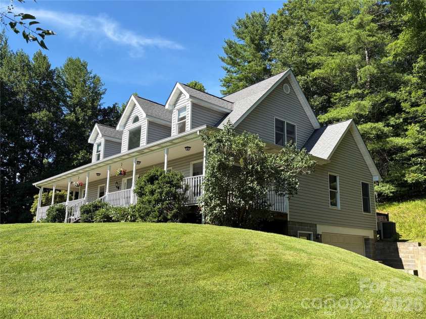 136 Johnnie Hills None, Burnsville, NC 28714.  MLS# CAR4401752, YatesRealty ID 38848. 
