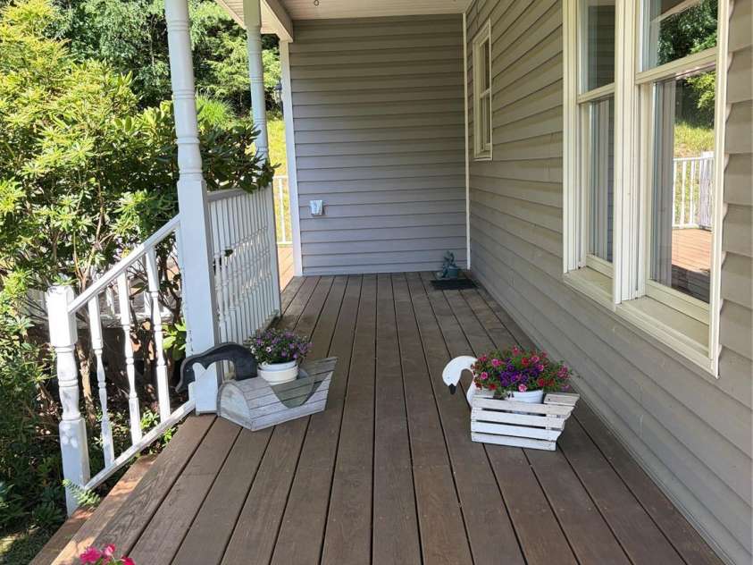 136 Johnnie Hills None, Burnsville, NC 28714.  MLS# CAR4401752, YatesRealty ID 38848. 