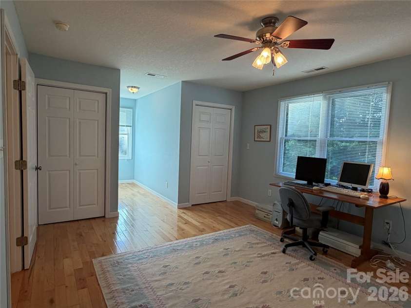 136 Johnnie Hills None, Burnsville, NC 28714.  MLS# CAR4401752, YatesRealty ID 38848. Bedroom