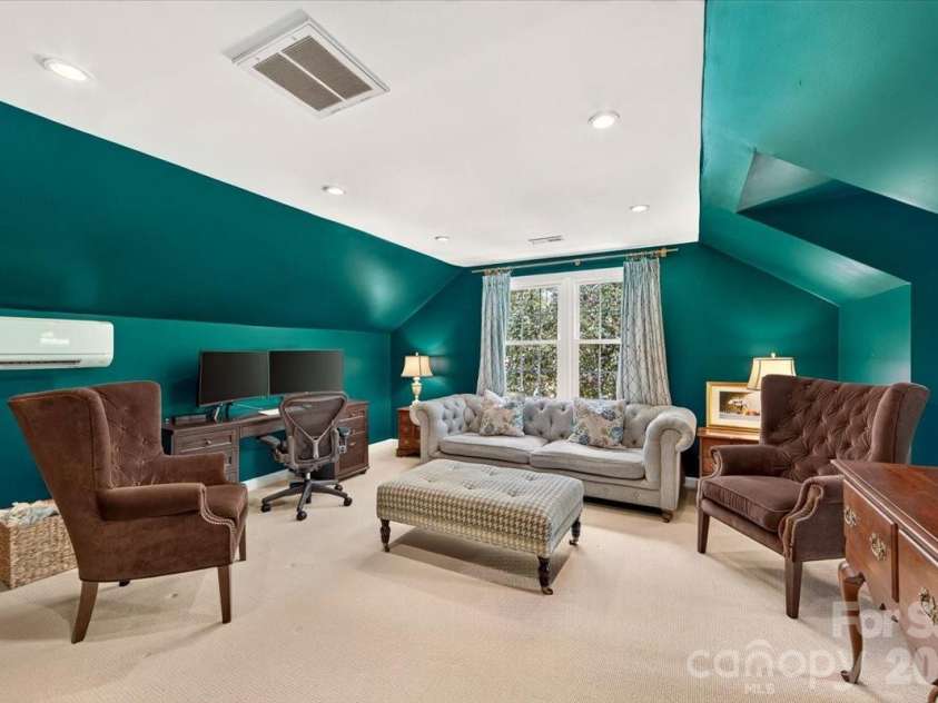 10300 Ben Franklin Court, Charlotte, NC 28277.  MLS# CAR4396289, YatesRealty ID 38849. 