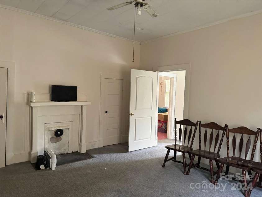 7527 US Highway 52 Highway, Morven, NC 28119.  MLS# CAR4171680, YatesRealty ID 3885. 