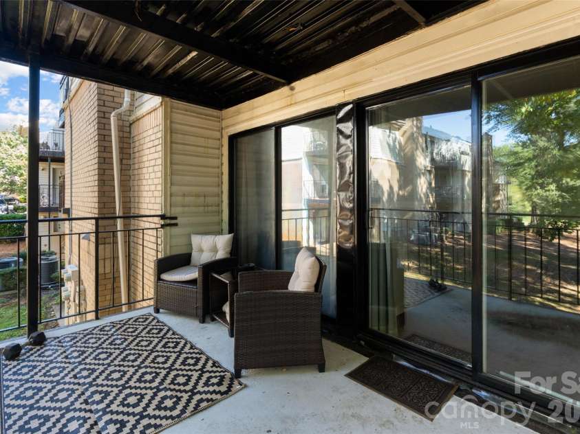 4902 Spring Lake Drive, Charlotte, NC 28212.  MLS# CAR4434624, YatesRealty ID 38851. 