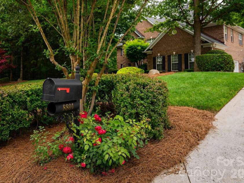 8801 Nellie Lane, Waxhaw, NC 28173.  MLS# CAR4401606, YatesRealty ID 38852. 