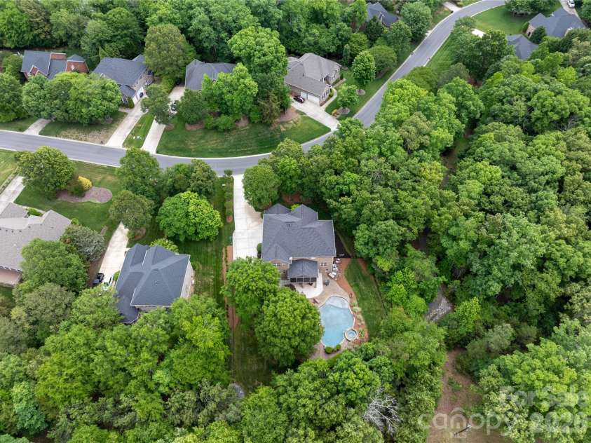 8801 Nellie Lane, Waxhaw, NC 28173.  MLS# CAR4401606, YatesRealty ID 38852. 