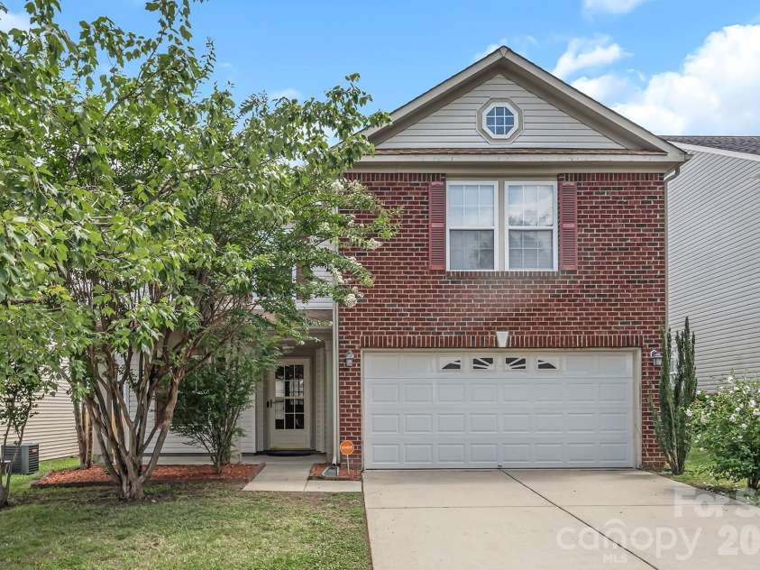 825 Chastain Avenue, Concord, NC 28025.  MLS# CAR4400015, YatesRealty ID 38853. 