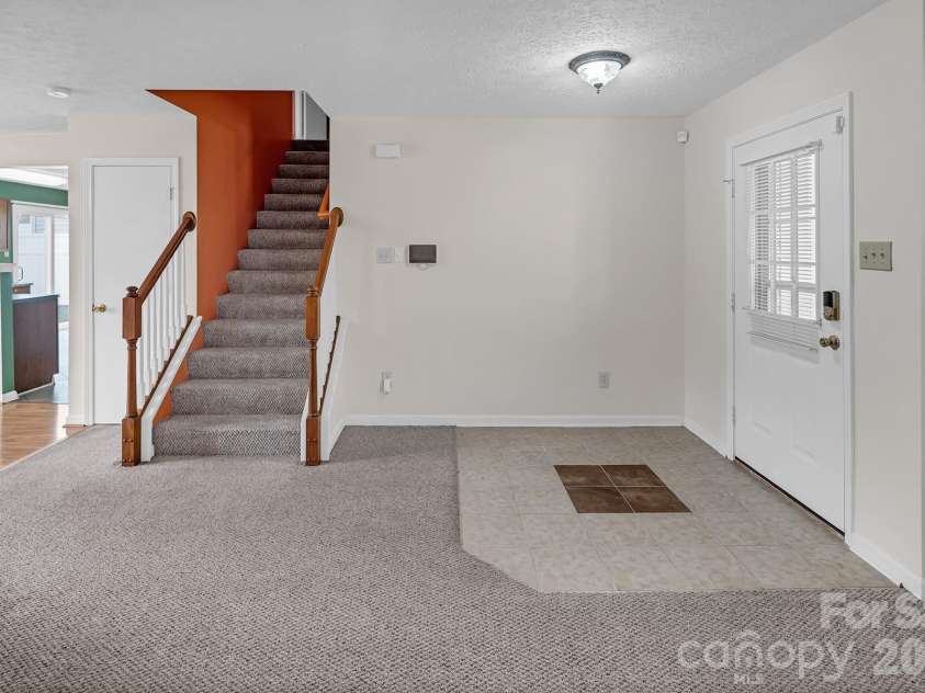 825 Chastain Avenue, Concord, NC 28025.  MLS# CAR4400015, YatesRealty ID 38853. 