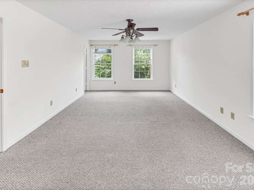 825 Chastain Avenue, Concord, NC 28025.  MLS# CAR4400015, YatesRealty ID 38853. Primary bedroom