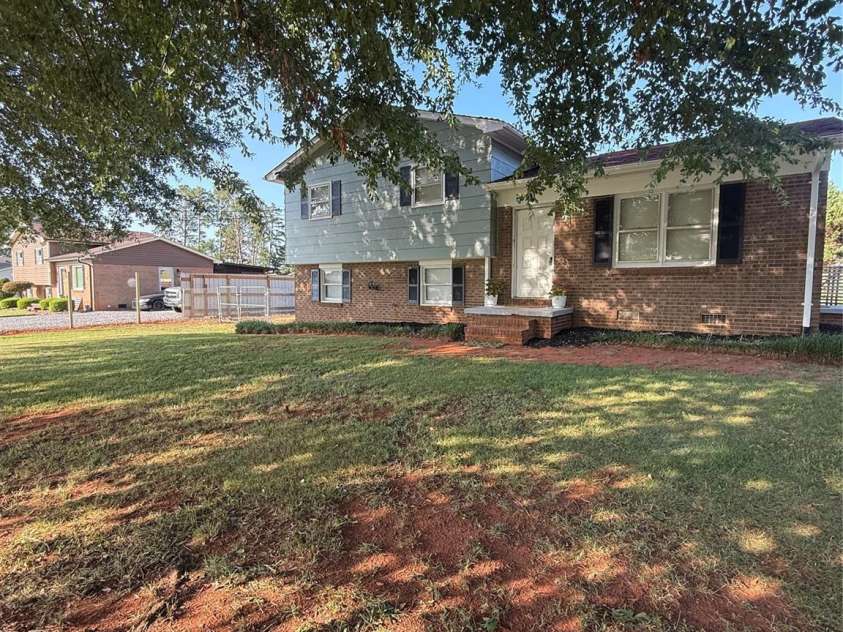 1237 Venus Street, Conover, NC 28613.  MLS# CAR4403596, YatesRealty ID 38854. 