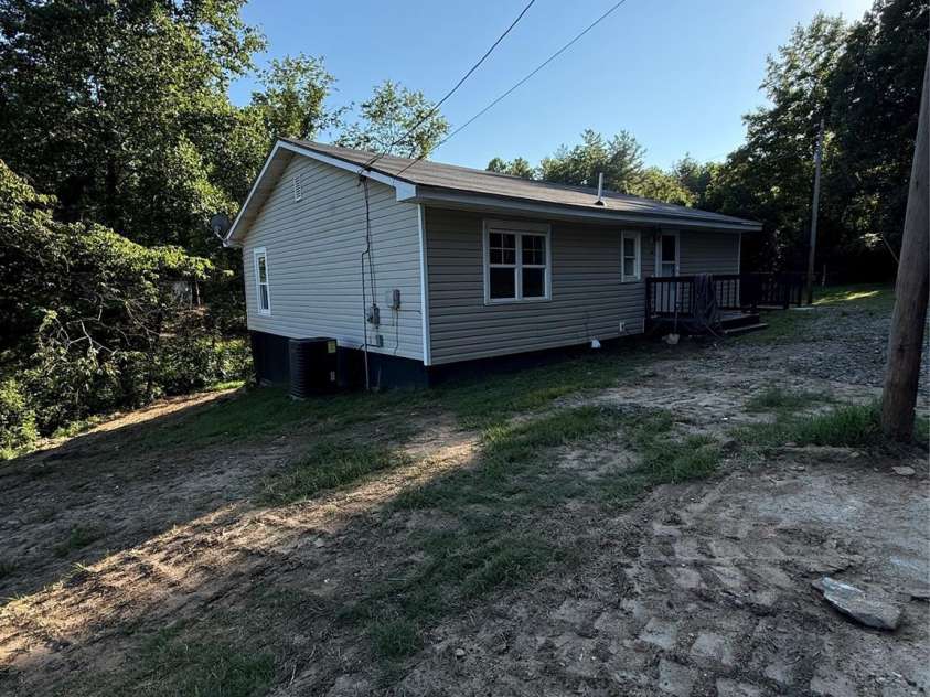 3028 Playmore Beach Road, Morganton, NC 28655.  MLS# CAR4404435, YatesRealty ID 38856. 