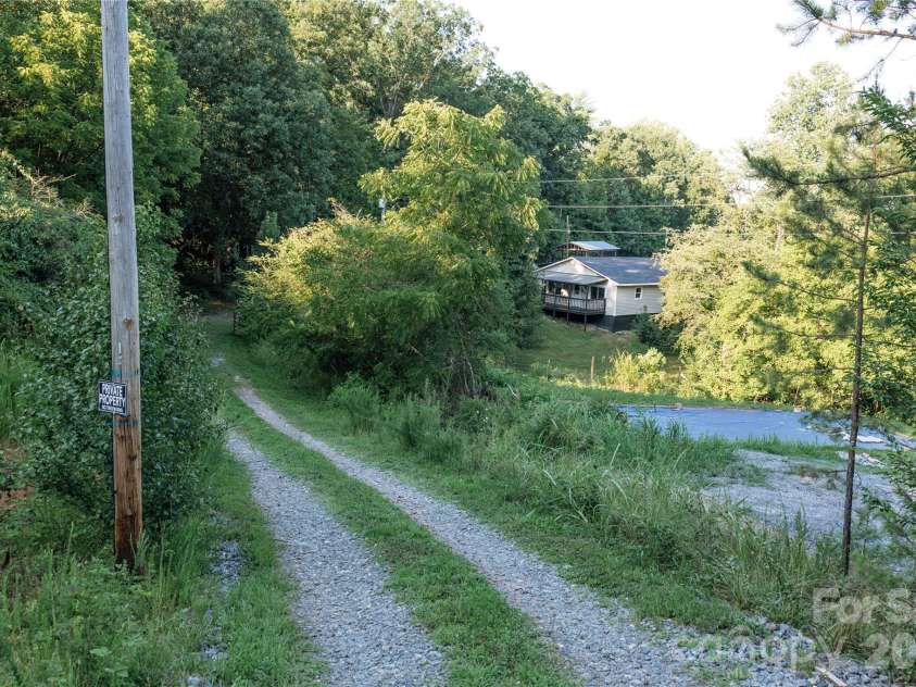 3028 Playmore Beach Road, Morganton, NC 28655.  MLS# CAR4404435, YatesRealty ID 38856. 