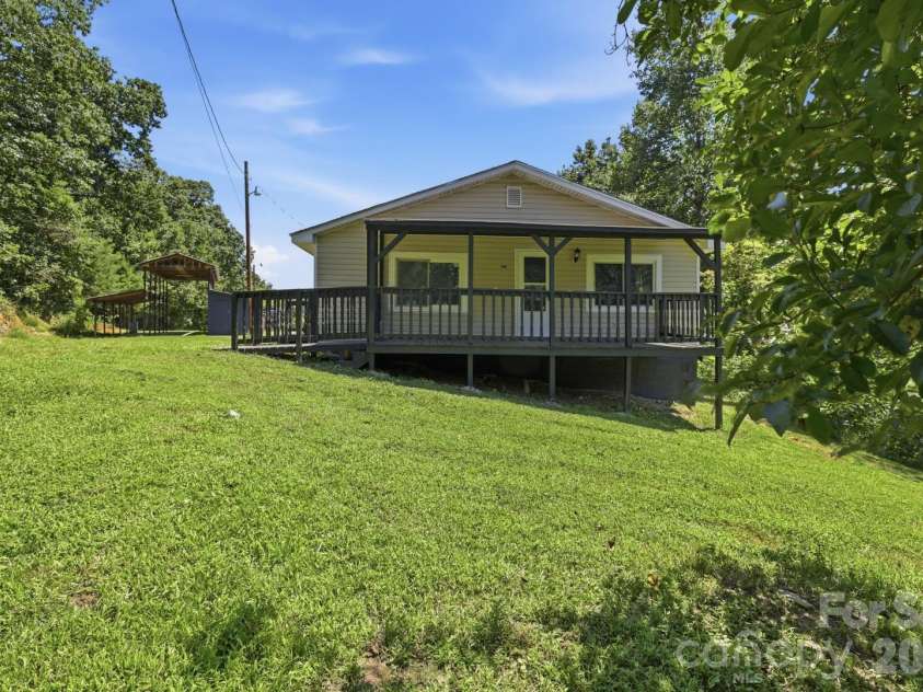 3028 Playmore Beach Road, Morganton, NC 28655.  MLS# CAR4419212, YatesRealty ID 38856. 