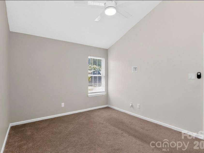 6033 Mary Blair Lane, Charlotte, NC 28214.  MLS# CAR4401622, YatesRealty ID 38859. 
