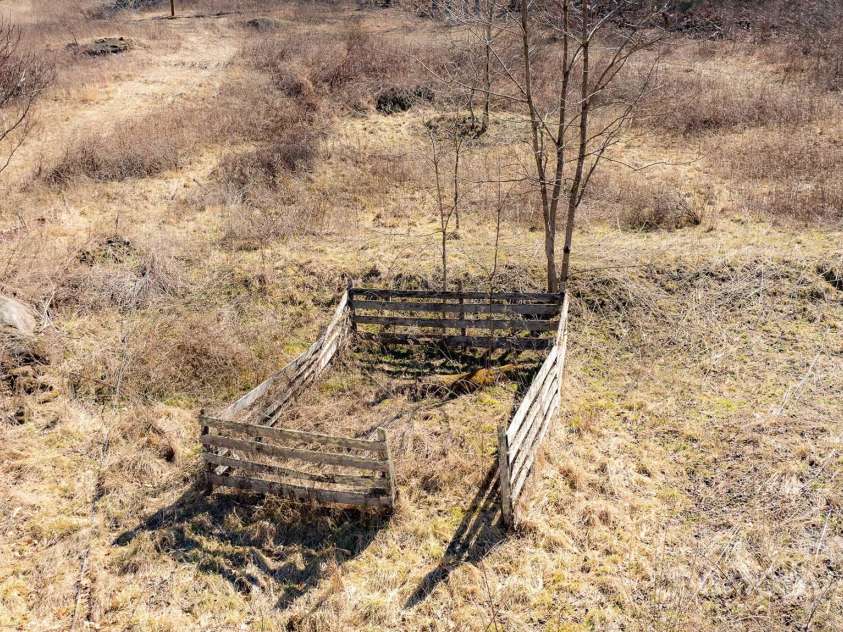 9380 226 Highway, Bakersville, NC 28705.  MLS# CAR4226931, YatesRealty ID 3886. 