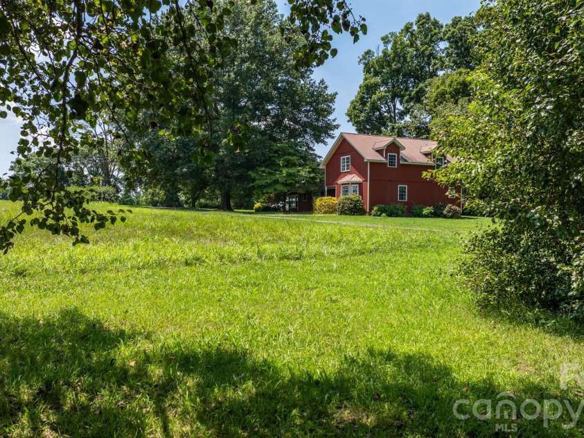 2097 Hermit Trail, Newton, NC 28658.  MLS# CAR4405560, YatesRealty ID 38861. 