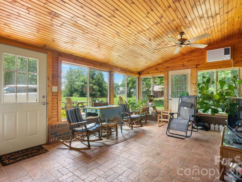 2097 Hermit Trail, Newton, NC 28658.  MLS# CAR4405560, YatesRealty ID 38861. 