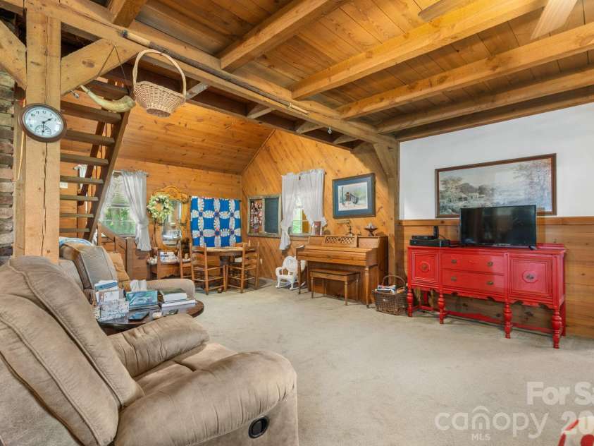 2097 Hermit Trail, Newton, NC 28658.  MLS# CAR4405560, YatesRealty ID 38861. 