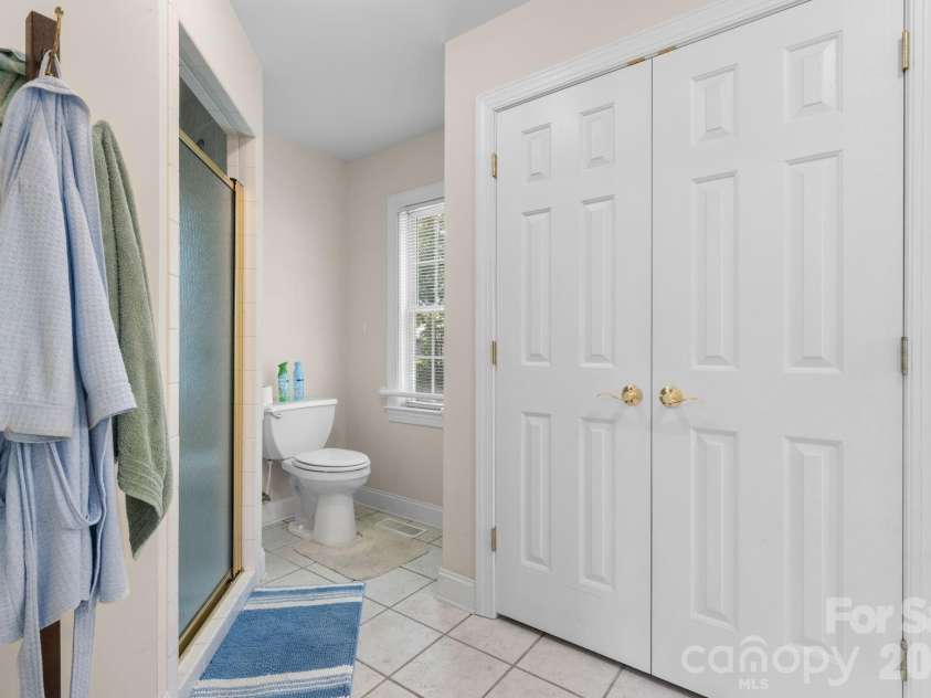 2097 Hermit Trail, Newton, NC 28658.  MLS# CAR4405560, YatesRealty ID 38861. 