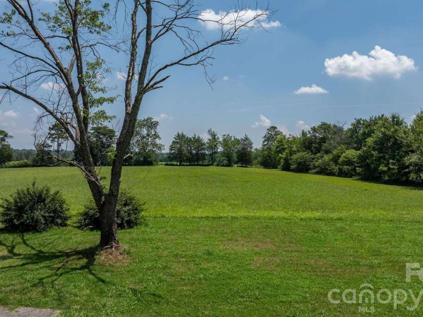 2097 Hermit Trail, Newton, NC 28658.  MLS# CAR4405560, YatesRealty ID 38861. 