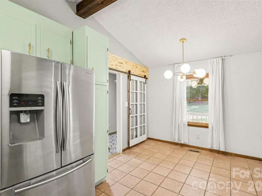 3608 Cowboy Lane, Charlotte, NC 28216.  MLS# CAR4406545, YatesRealty ID 38862. 