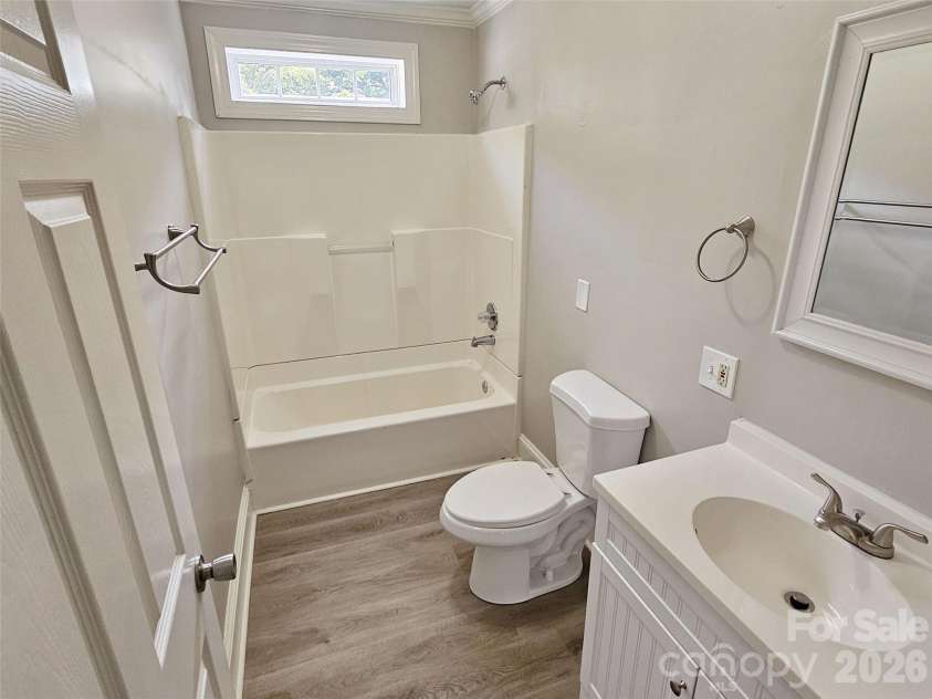 158 Shamrock Street, Concord, NC 28025.  MLS# CAR4406601, YatesRealty ID 38866. Bathroom #1