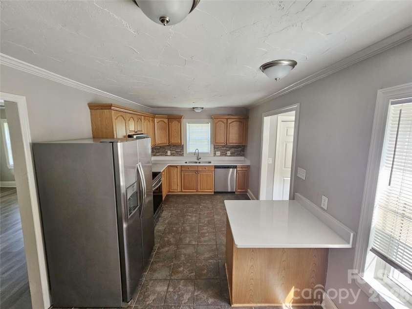 158 Shamrock Street, Concord, NC 28025.  MLS# CAR4406601, YatesRealty ID 38866. Kitchen