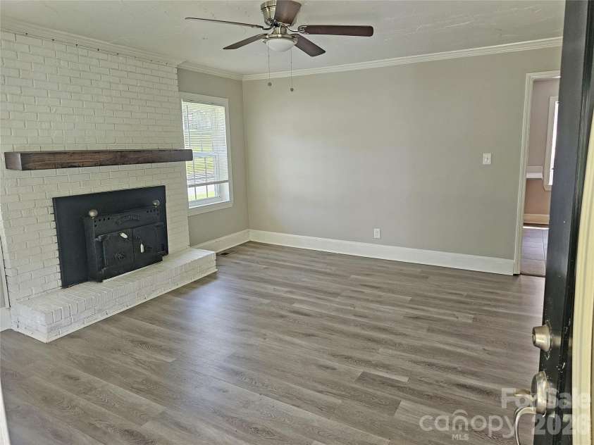 158 Shamrock Street, Concord, NC 28025.  MLS# CAR4406601, YatesRealty ID 38866. Living Room