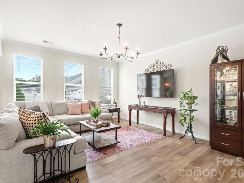 5023 American Bittern Lane, Charlotte, NC 28214.  MLS# CAR4394440, YatesRealty ID 38867. 