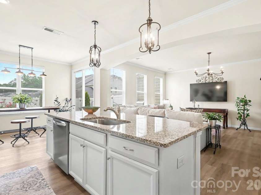 5023 American Bittern Lane, Charlotte, NC 28214.  MLS# CAR4394440, YatesRealty ID 38867. 
